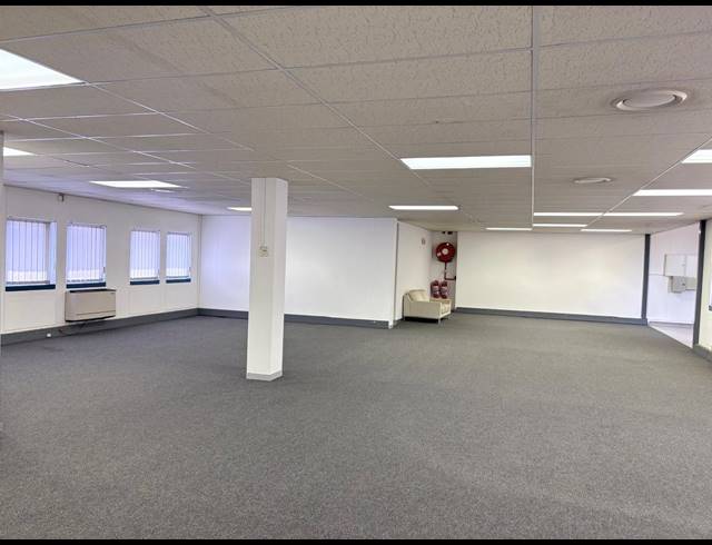 720M² OFFICE TO LET IN RANDJESPARK